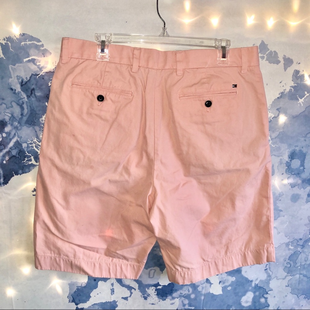 Tommy Hilfiger Classic Fit Flat Front Shorts - Picture 2 of 3